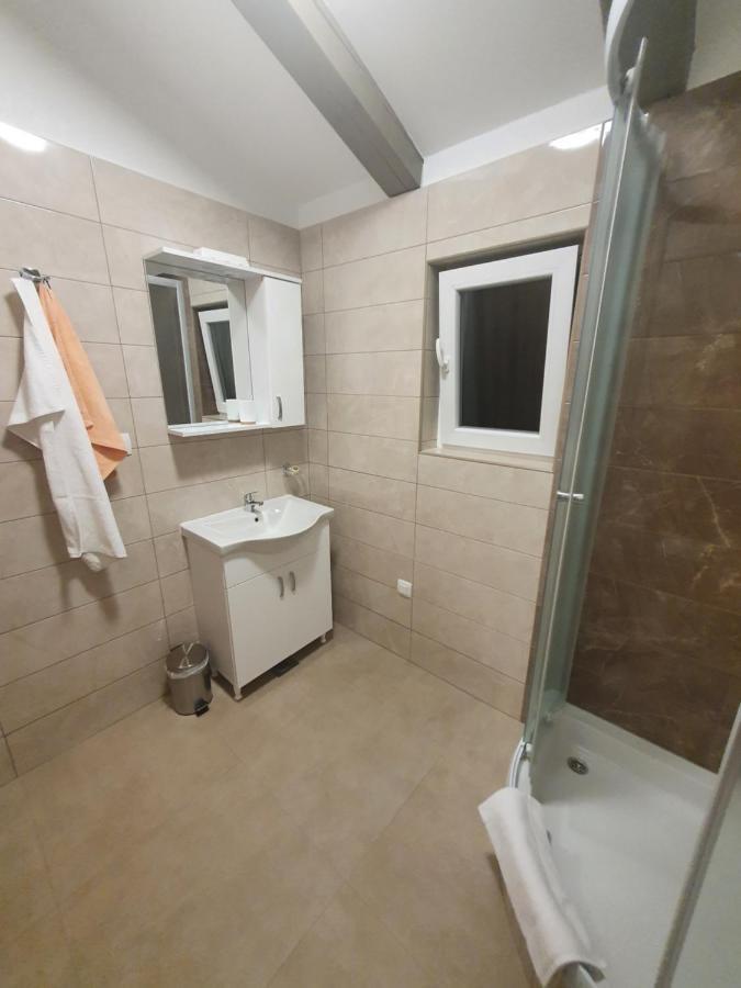 Apartmani Maris Rab Town Dış mekan fotoğraf